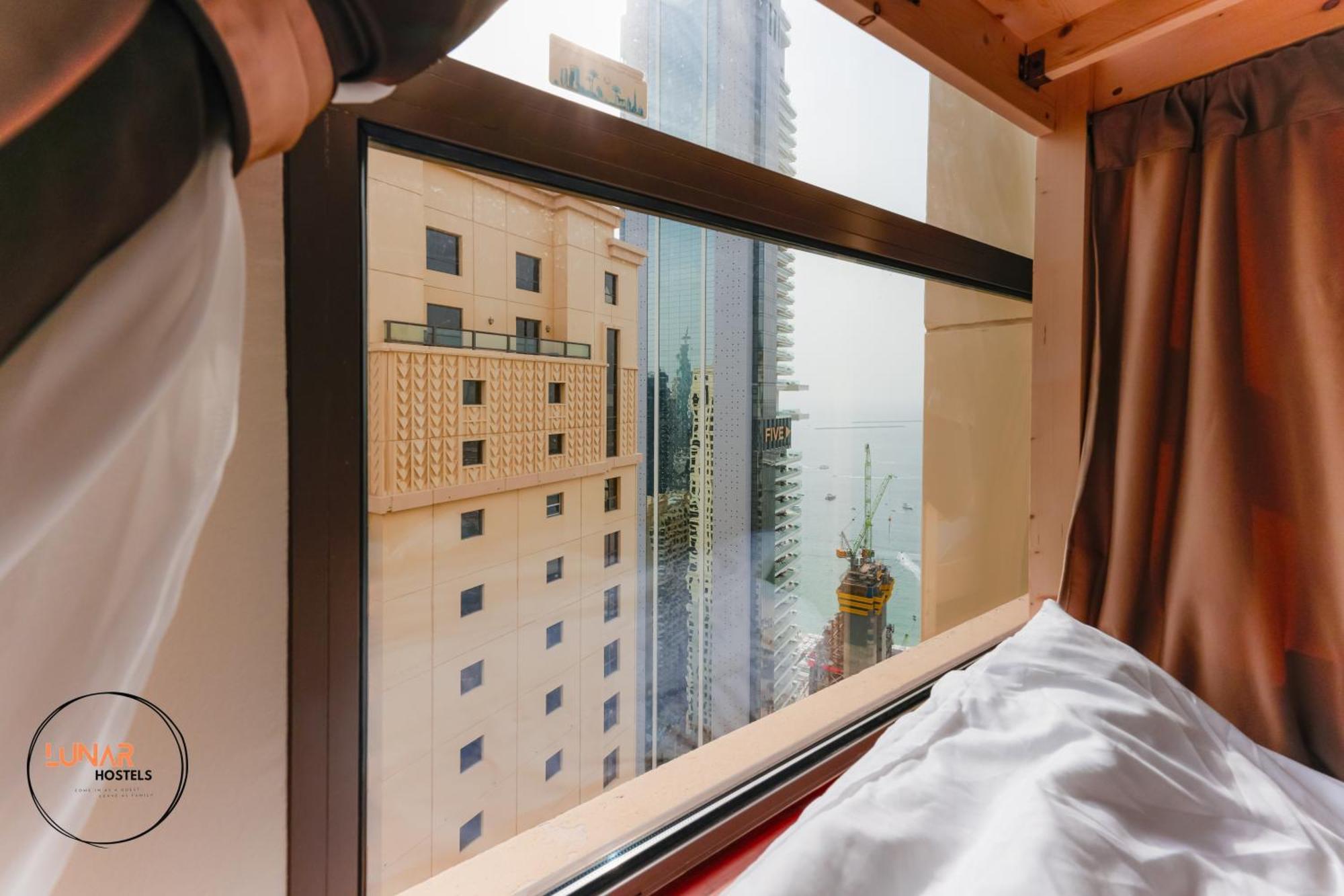 Lunar Cozy Hostel - Jbr Dubai Exterior foto